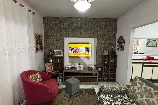 Sala de casa à venda com 3 quartos, 138m² em Parque Erasmo Assunção, Santo André