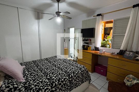 Suite de casa à venda com 3 quartos, 138m² em Parque Erasmo Assunção, Santo André