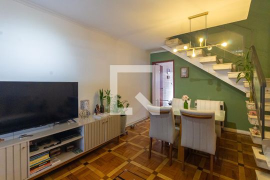 Casa à venda com 2 quartos, 108m² em Chácara Califórnia, São Paulo