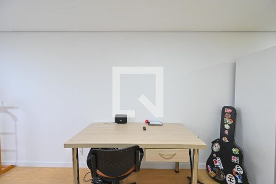 Sala/Quarto de kitnet/studio à venda com 1 quarto, 27m² em Vila da Saúde, São Paulo