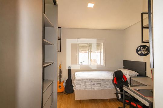 Quarto 2 de casa de condomínio para alugar com 2 quartos, 67m² em Distrito Industrial, Cachoeirinha