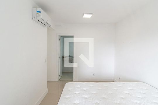 Quarto de apartamento para alugar com 3 quartos, 92m² em Balneario, Florianópolis