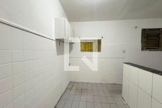 Cozinha de casa para alugar com 2 quartos, 360m² em Jk, Contagem