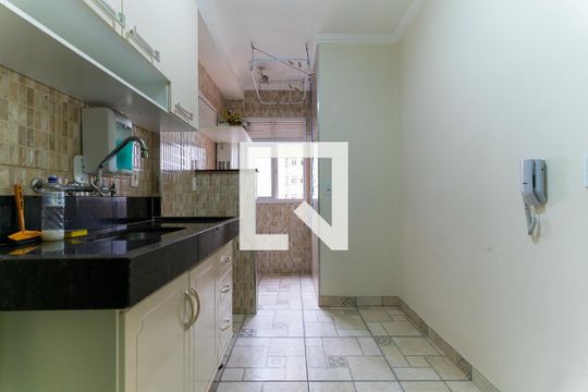 Cozinha de apartamento para alugar com 1 quarto, 43m² em Brás, São Paulo