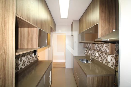 Sala / Cozinha de apartamento para alugar com 2 quartos, 67m² em Chora Menino, São Paulo