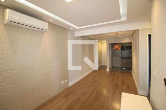 Sala / Cozinha de apartamento para alugar com 2 quartos, 67m² em Chora Menino, São Paulo