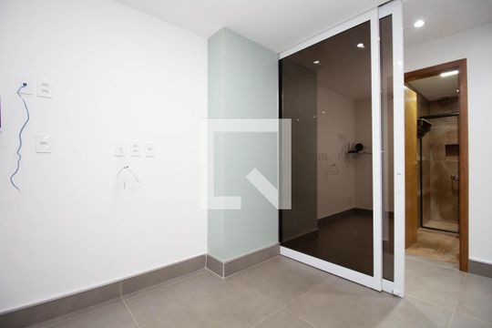 Quarto 1 de apartamento à venda com 2 quartos, 76m² em Asa Norte, Brasília