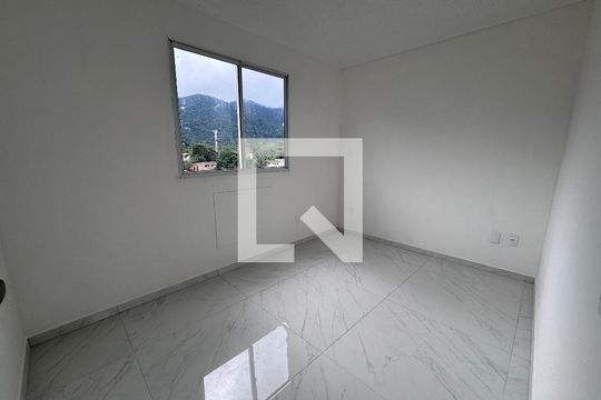 Quarto 1 de apartamento à venda com 2 quartos, 50m² em Vargem Pequena, Rio de Janeiro
