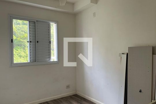 Quarto de apartamento para alugar com 2 quartos, 62m² em Marapé, Santos