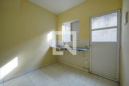 Studio de kitnet/studio para alugar com 1 quarto, 15m² em Liberdade, São Paulo