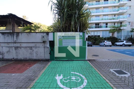 Área comum de kitnet/studio para alugar com 1 quarto, 30m² em Camorim, Rio de Janeiro