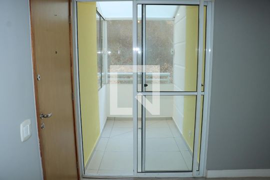Apartamento para alugar com 2 quartos, 47m² em Bairro Jardim Nossa Senhora das Graças, Cotia