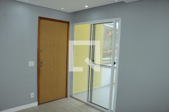 Apartamento para alugar com 2 quartos, 47m² em Bairro Jardim Nossa Senhora das Graças, Cotia