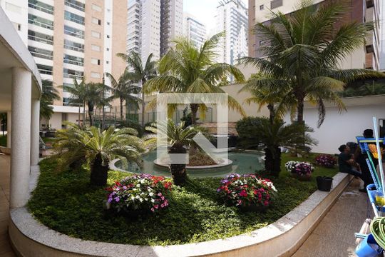 Apartamento para alugar com 4 quartos, 140m² em Setor Bueno, Goiânia