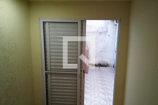 Quarto de casa à venda com 1 quarto, 74m² em Cipava, Osasco