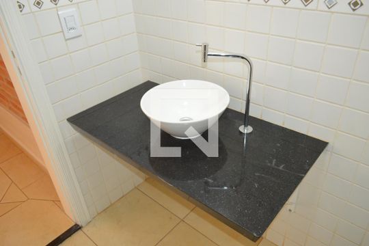 Lavabo de casa para alugar com 3 quartos, 490m² em City Ribeirão, Ribeirão Preto