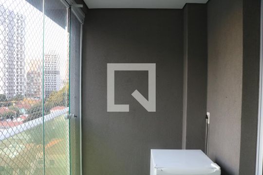 Varanda de kitnet/studio para alugar com 1 quarto, 25m² em Perdizes, São Paulo