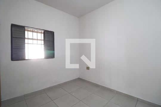 Quarto 1 de casa para alugar com 2 quartos, 100m² em Brasil, Uberlândia