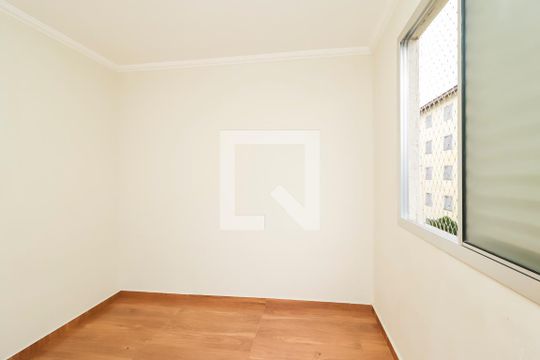 Quarto 1 de apartamento à venda com 2 quartos, 45m² em Jardim Redil, São Paulo