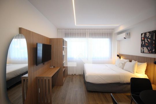 Kitnet/Studio para alugar com 0 quarto, 28m² em Boa Vista, Porto Alegre