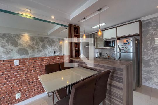 Sala de apartamento para alugar com 3 quartos, 63m² em Jardim Celeste, São Paulo