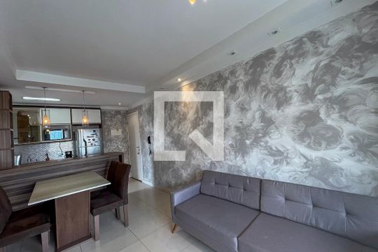 Sala de apartamento para alugar com 3 quartos, 63m² em Jardim Celeste, São Paulo