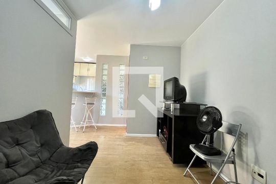 Sala de apartamento para alugar com 1 quarto, 39m² em Jabaquara, São Paulo
