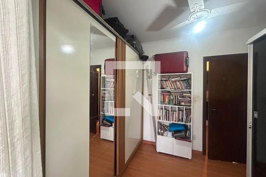 Quarto 1 de casa para alugar com 3 quartos, 200m² em Marechal Rondon, Canoas