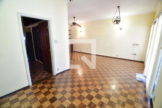 Sala de casa para alugar com 4 quartos, 280m² em Vila Industrial (campinas), Campinas