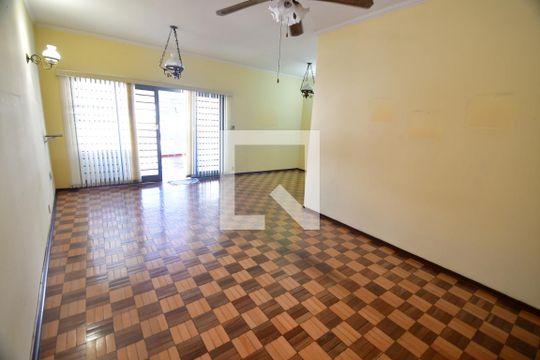 Sala de casa para alugar com 4 quartos, 280m² em Vila Industrial (campinas), Campinas