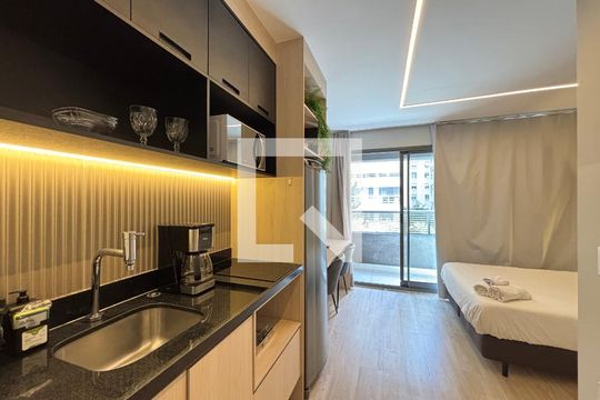 Studio de kitnet/studio para alugar com 1 quarto, 21m² em Itaim Bibi, São Paulo