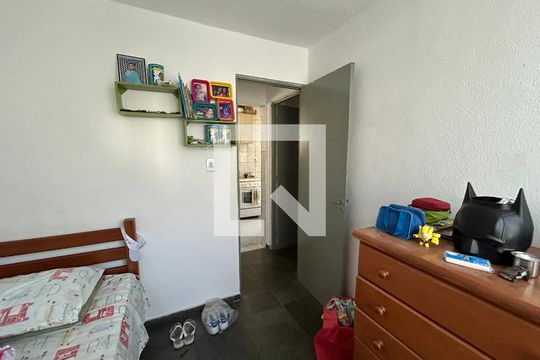 Quarto 1 de apartamento para alugar com 2 quartos, 55m² em Praça Seca, Rio de Janeiro