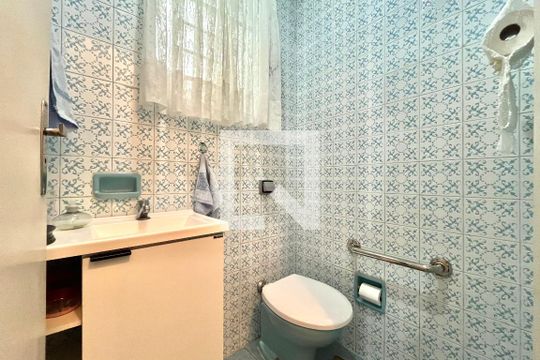 Lavabo de casa à venda com 3 quartos, 135m² em Parque Jabaquara, São Paulo