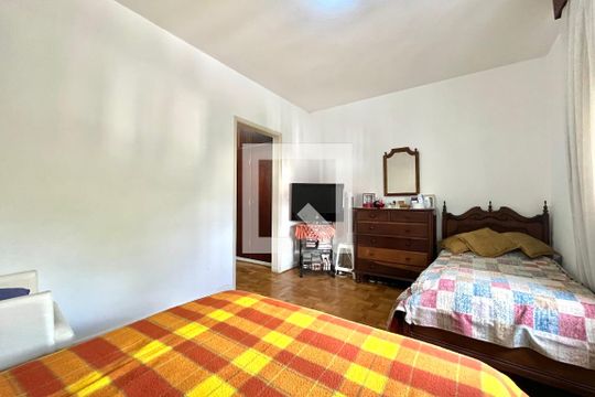 Suite de casa à venda com 3 quartos, 135m² em Parque Jabaquara, São Paulo