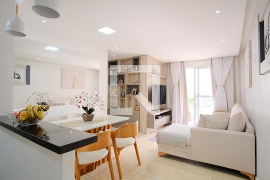 Apartamento à venda com 3 quartos, 67m² em Guaiauna, São Paulo