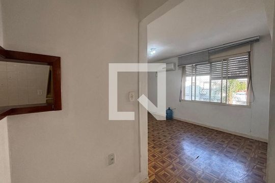 Corredor de apartamento para alugar com 2 quartos, 63m² em Centro, Novo Hamburgo