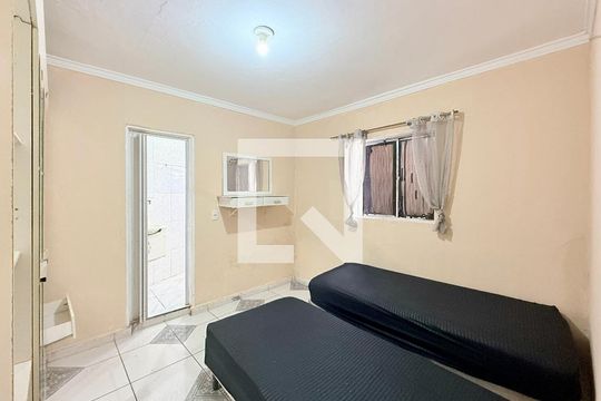 Apartamento à venda com 1 quarto, 31m² em Cidade Domitila, São Paulo