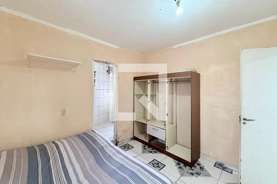 Suíte  de apartamento para alugar com 1 quarto, 31m² em Cidade Domitila, São Paulo