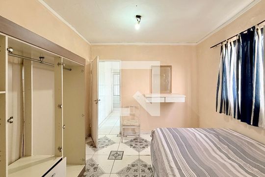 Suíte  de apartamento para alugar com 1 quarto, 31m² em Cidade Domitila, São Paulo