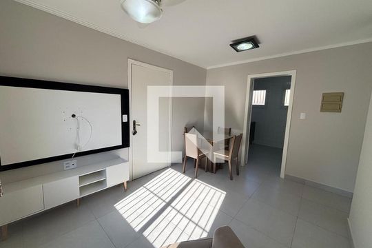 Apartamento para alugar com 2 quartos, 50m² em Vila Nova, Novo Hamburgo