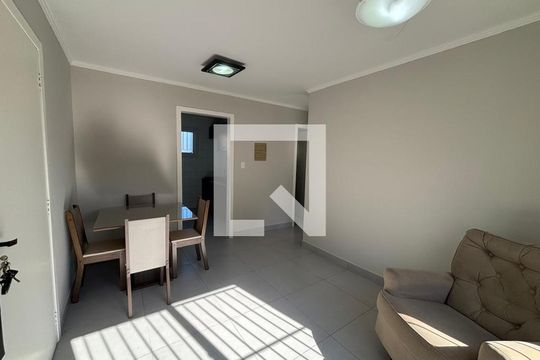Apartamento para alugar com 2 quartos, 50m² em Vila Nova, Novo Hamburgo