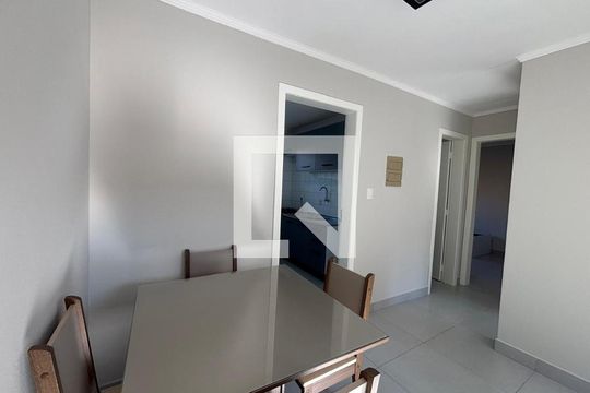 Apartamento para alugar com 2 quartos, 50m² em Vila Nova, Novo Hamburgo