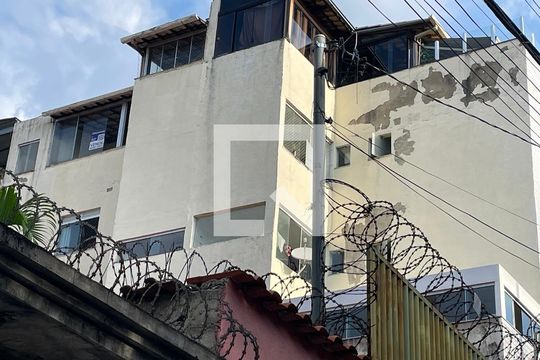 Apartamento à venda com 3 quartos, 158m² em Pirajá, Belo Horizonte