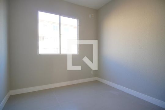 Quarto 2 de apartamento à venda com 2 quartos, 42m² em São Miguel, São Leopoldo