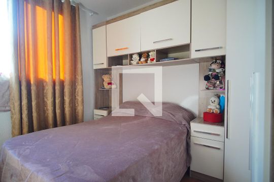 Quarto 1 de apartamento à venda com 2 quartos, 45m² em Feitoria, São Leopoldo