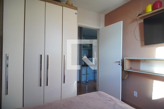 Quarto 1 de apartamento à venda com 2 quartos, 45m² em Feitoria, São Leopoldo