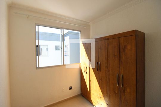 Quarto 2 de apartamento para alugar com 2 quartos, 43m² em Núcleo Lageado, São Paulo