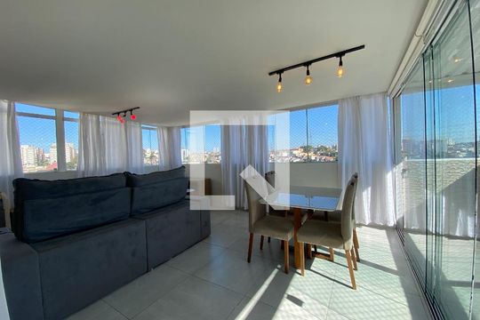 Apartamento para alugar com 1 quarto, 59m² em Vila Polopoli, São Paulo