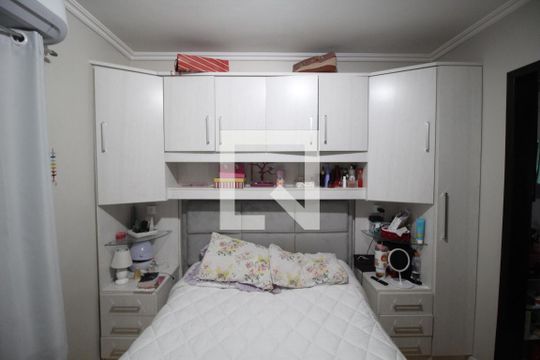 Suíte 1 de casa à venda com 3 quartos, 170m² em Jardim Itu, Porto Alegre