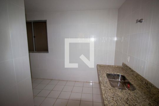 Cozinha de apartamento à venda com 2 quartos, 58m² em Samambaia Norte, Brasília